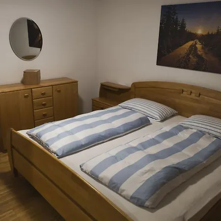 Paradiesken Am Berg Apartment